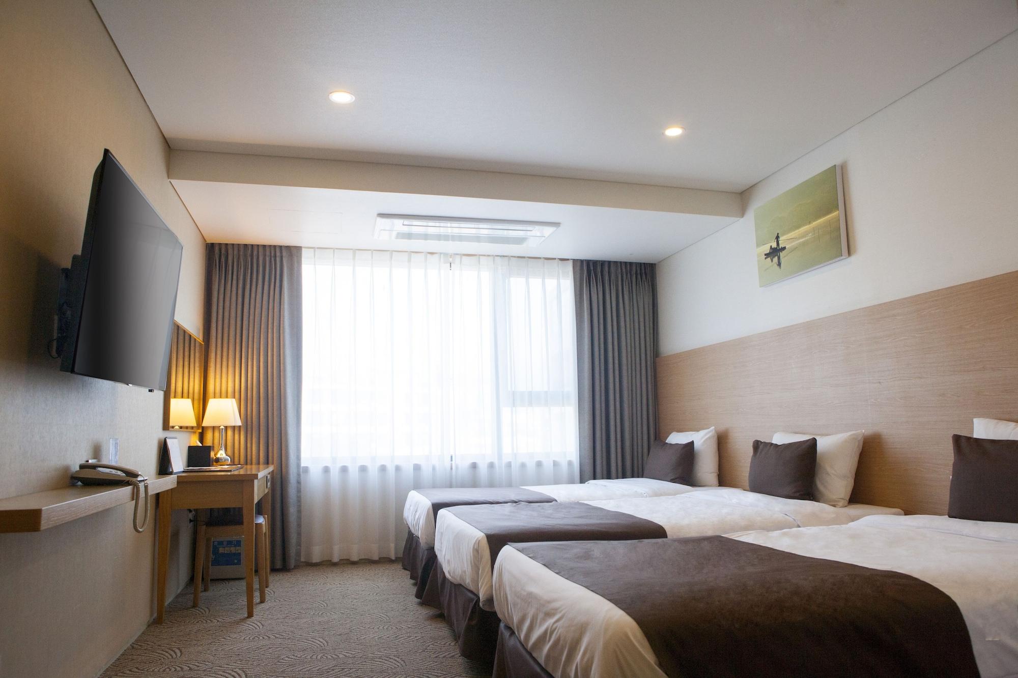 Benikea Jungmun Hotel Сеогвипо Екстериор снимка