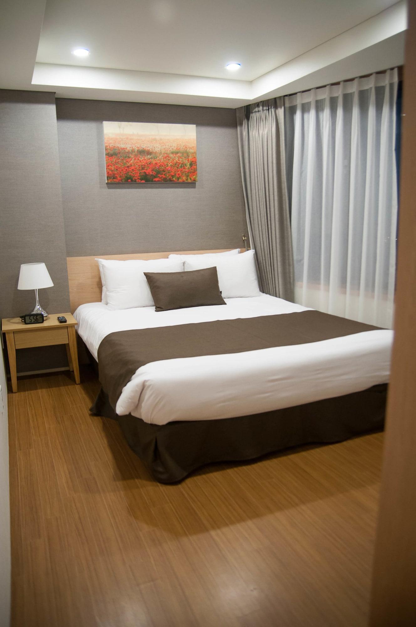 Benikea Jungmun Hotel Сеогвипо Екстериор снимка