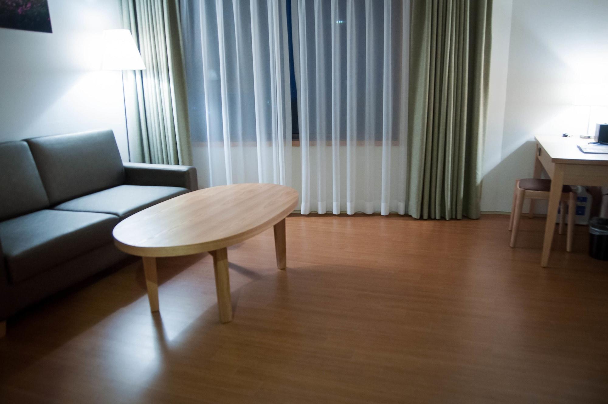 Benikea Jungmun Hotel Сеогвипо Екстериор снимка