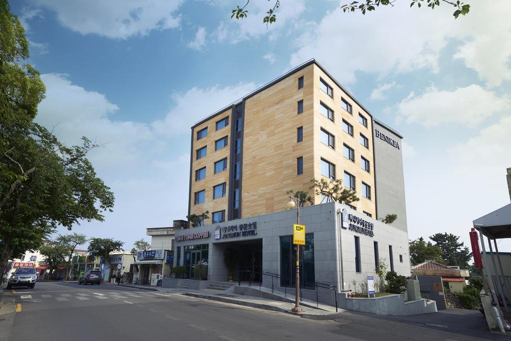 Benikea Jungmun Hotel Сеогвипо Екстериор снимка