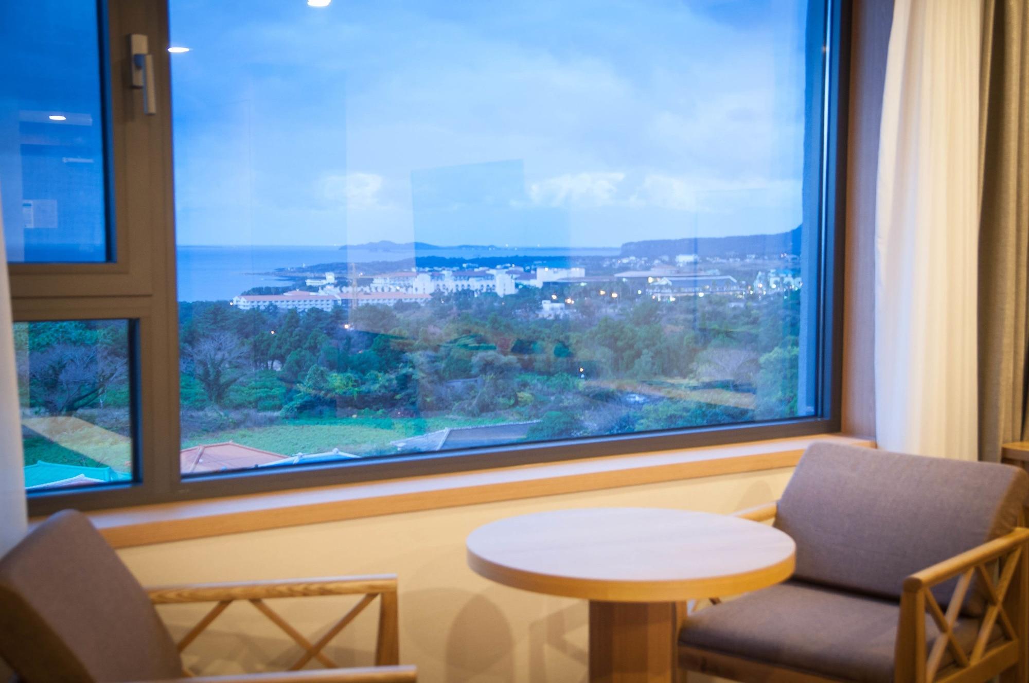 Benikea Jungmun Hotel Сеогвипо Екстериор снимка