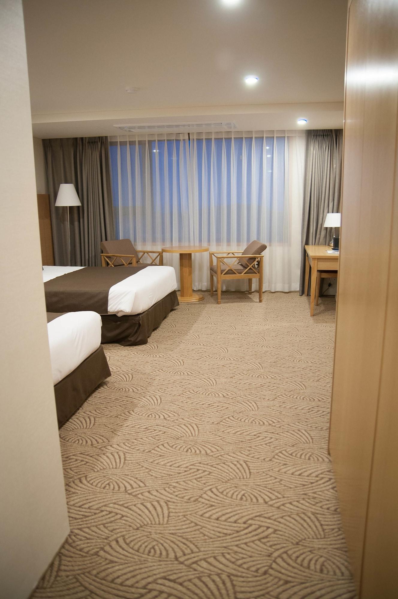 Benikea Jungmun Hotel Сеогвипо Екстериор снимка